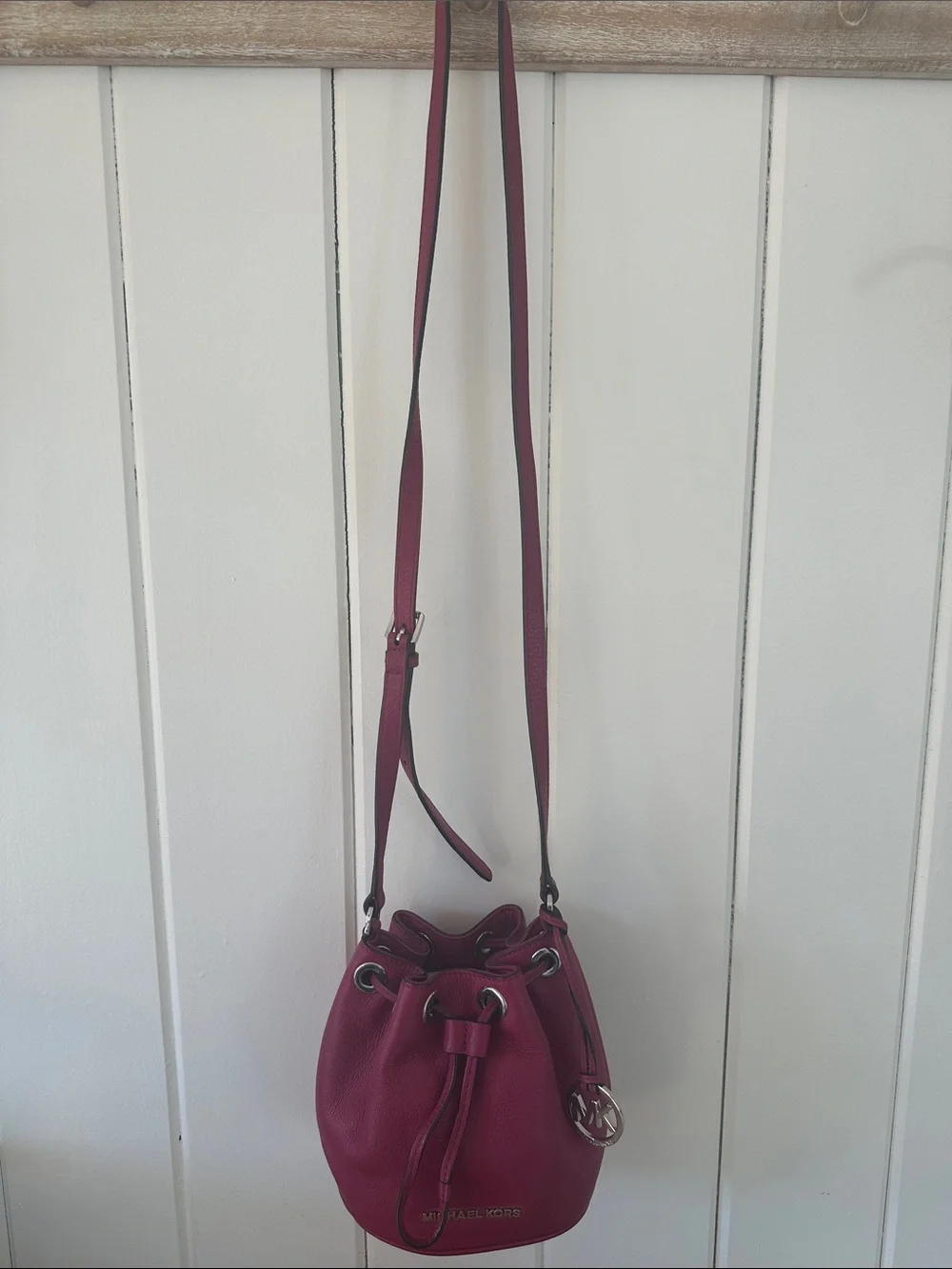 Michael Kors Fuchsia Leather Drawstring Crossbody Bucket Bag